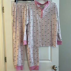 Women's Floral Pink Pajama Set